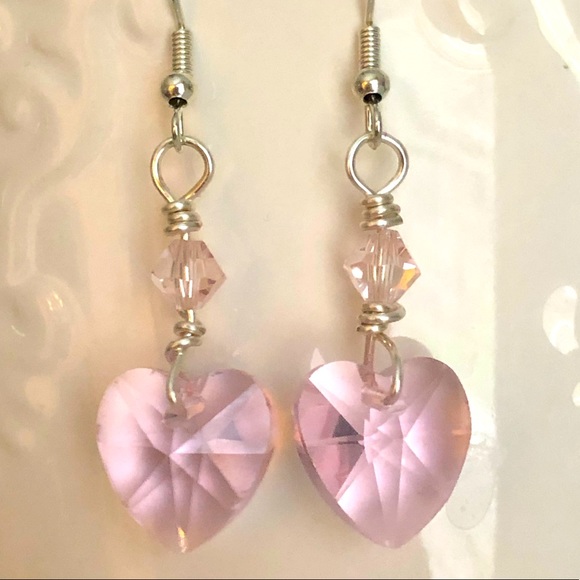 New Sparkling Glass Crystal Heart Handmade Bent Wire Earrings Pastel Blush Pink - Picture 3 of 5
